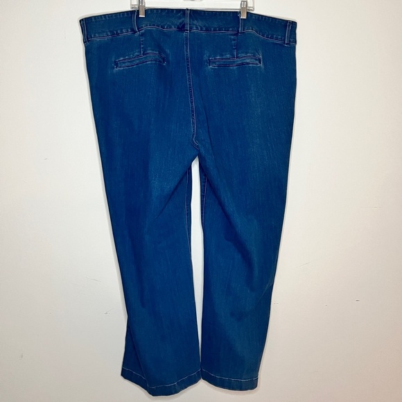 Isaac Mizrahi Live! TRUE DENIM Wide Leg Trouser Jean Plus Size 26.  WORN ONCE - Picture 2 of 8